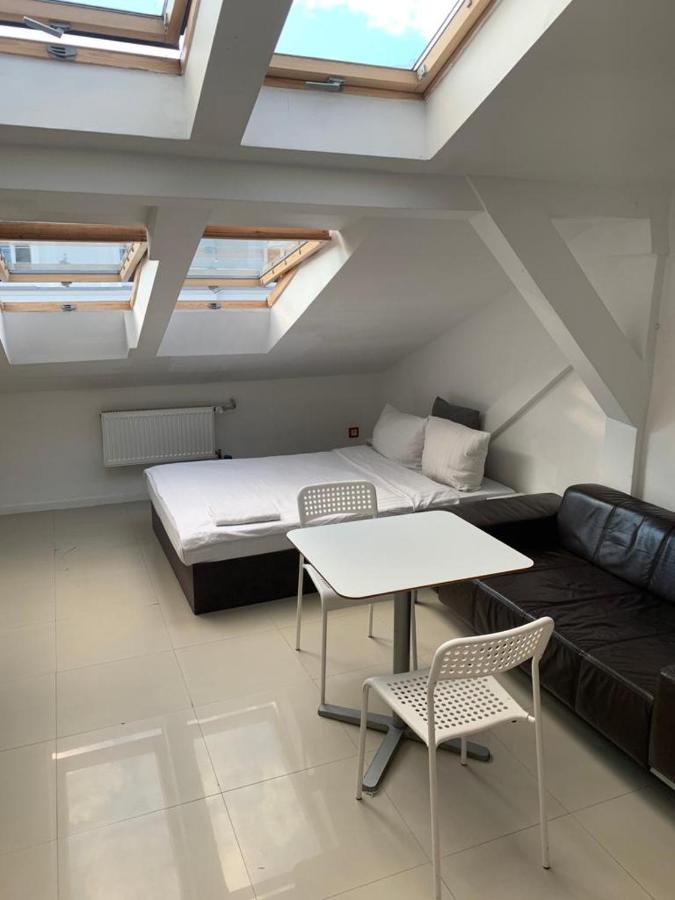 Apartamenty Hoza Attic Studio Varsovia Exterior foto